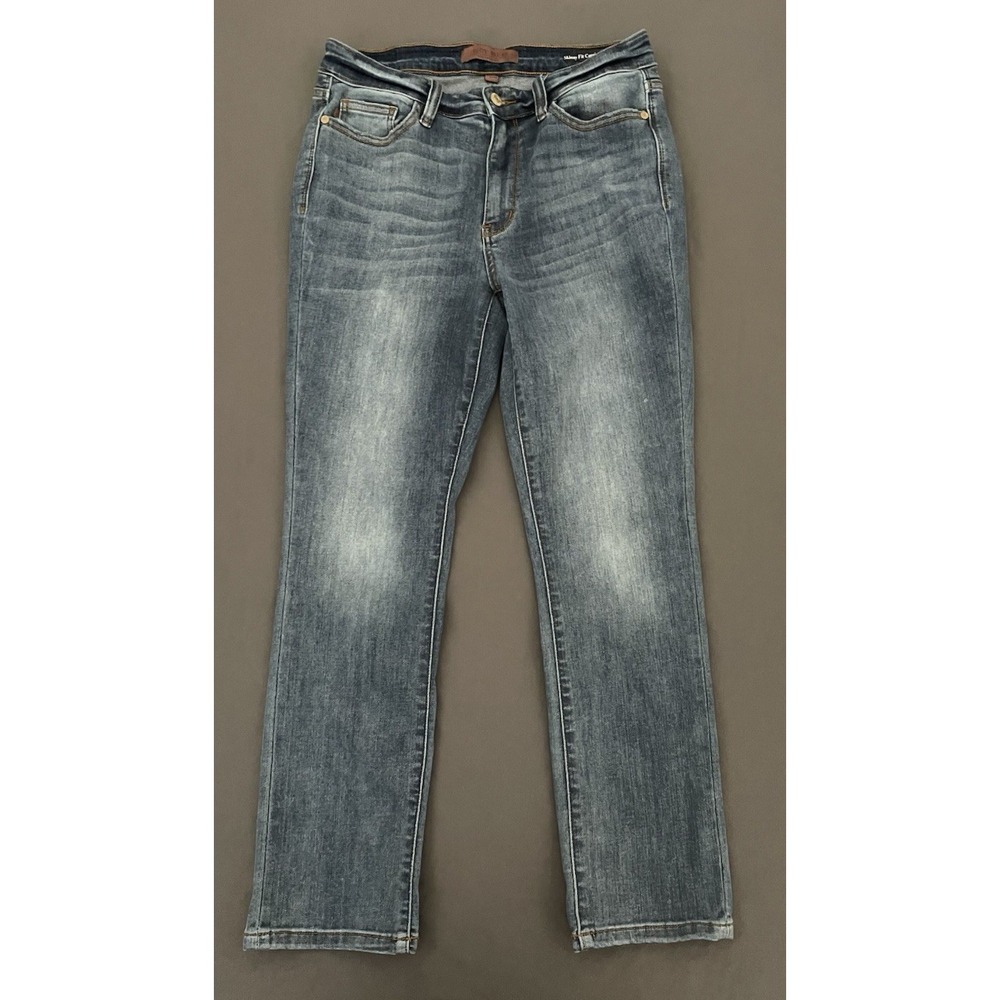 Judy Blue Medium Wash Cropped Ankle Jeans